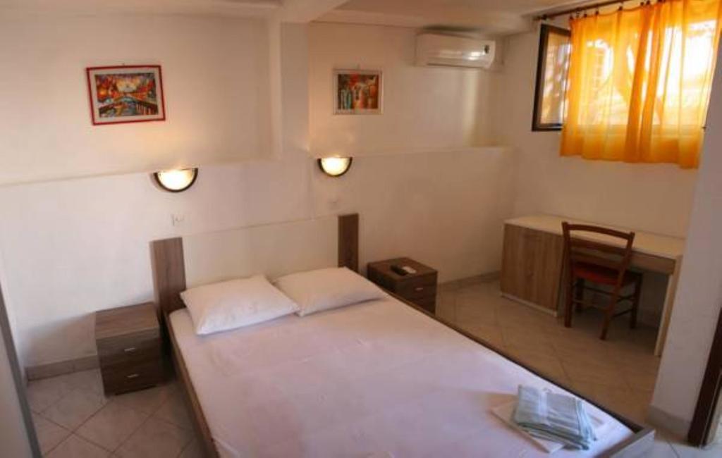 Hrstich Apartments ตราสนิสเซ ภายนอก รูปภาพ