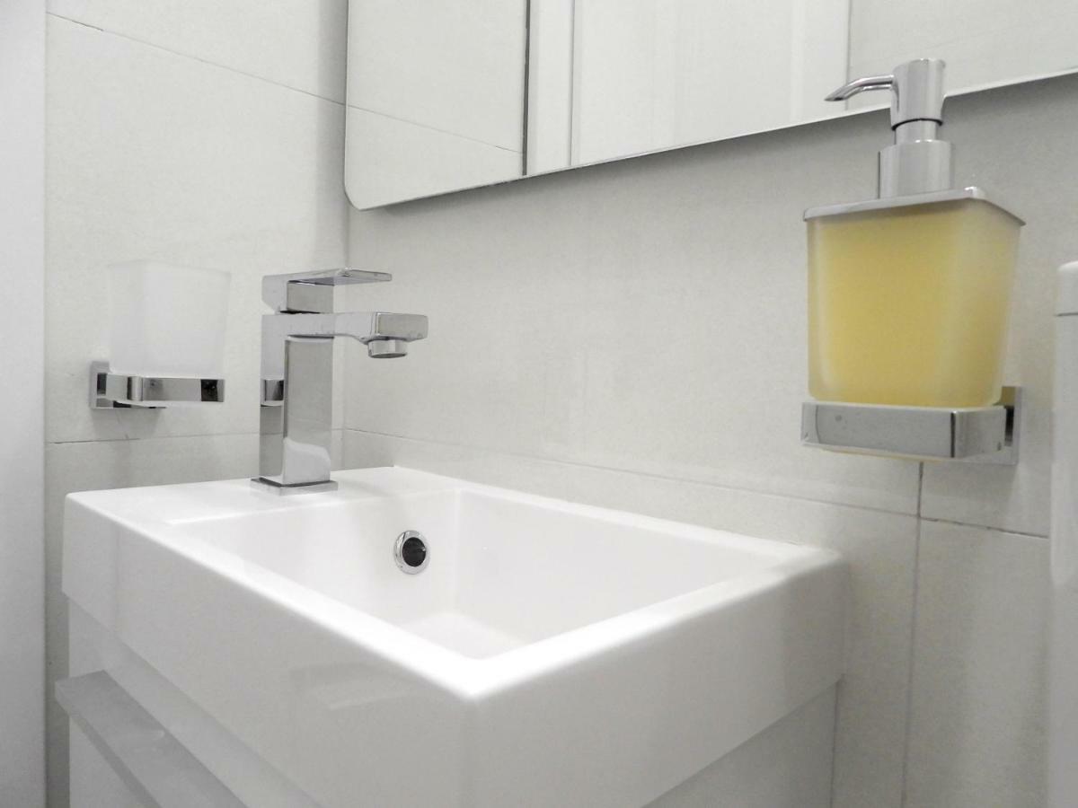 Hrstich Apartments ตราสนิสเซ ภายนอก รูปภาพ